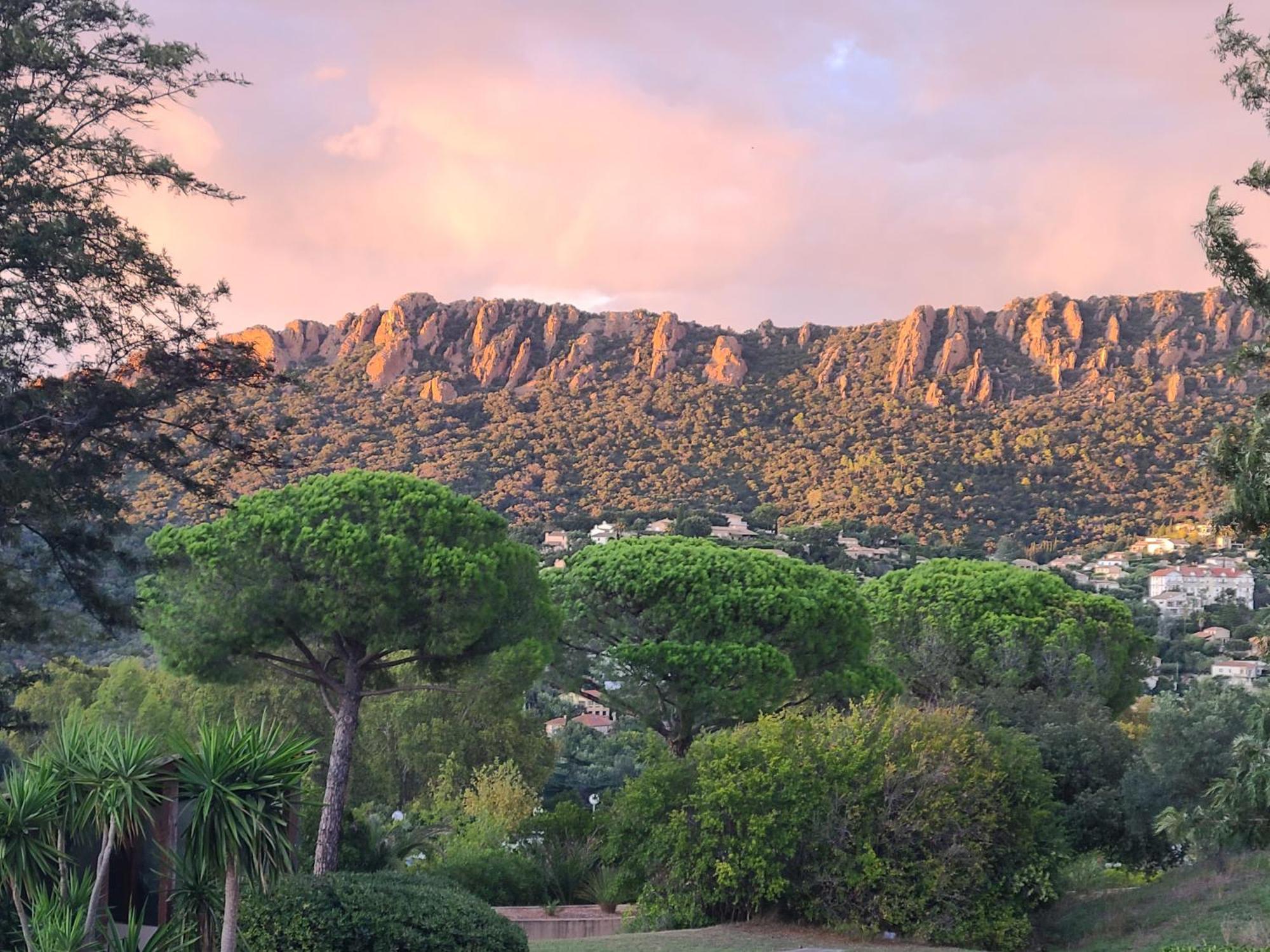Evasion Nature A Cap Esterel Jardin, Mer & Golf Tout Confort Saint-Raphaël Buitenkant foto